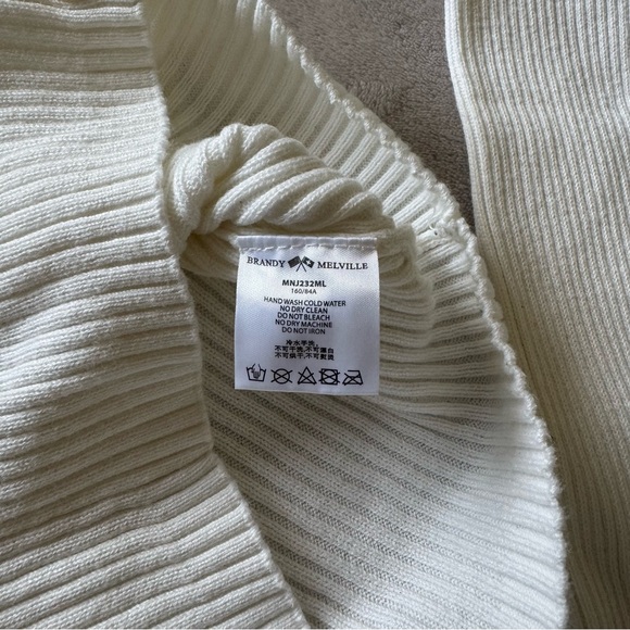 Brandy Melville Cream Button Up Sweater - Picture 5 of 8